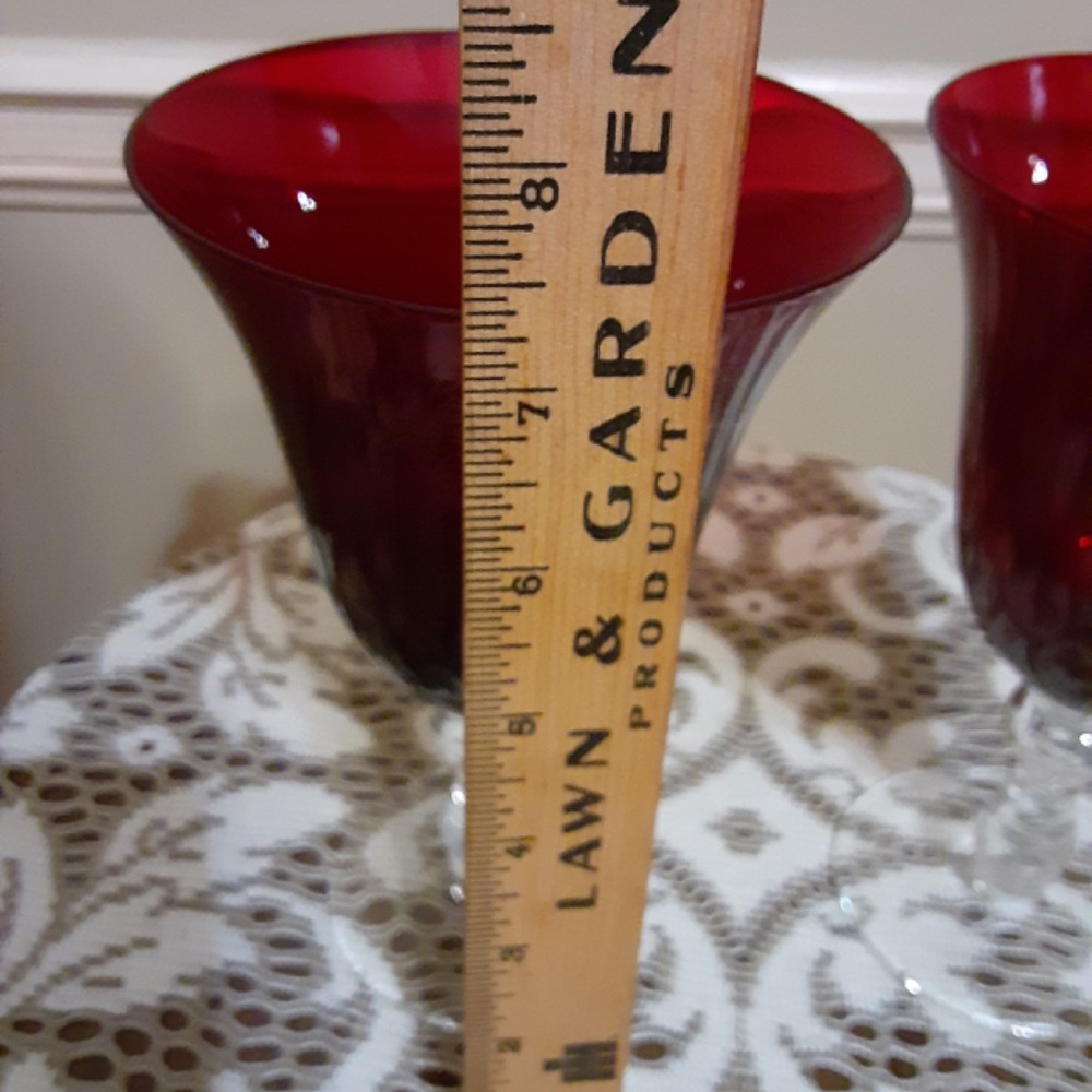 Home Essentials Ruby Red Water Goblets - Picture 4 of 5
